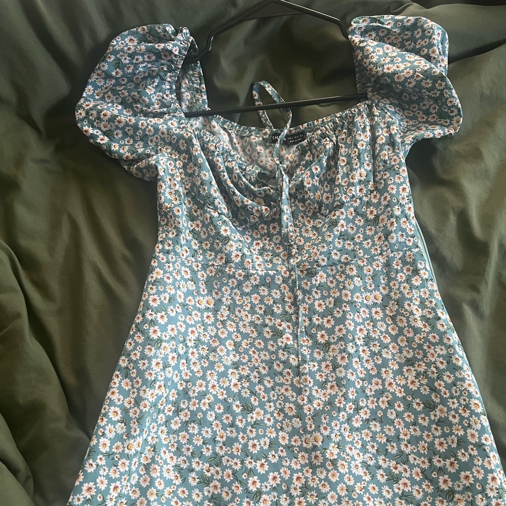SHEIN Blue Floral Dress with Puff Sleeves